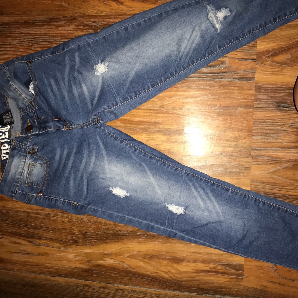 Ripped jeans